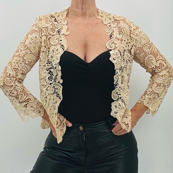 Vintage 70’s Boho Crochet Macrame Lace Floral Cut Out Open Cardigan - Picture 10 of 10